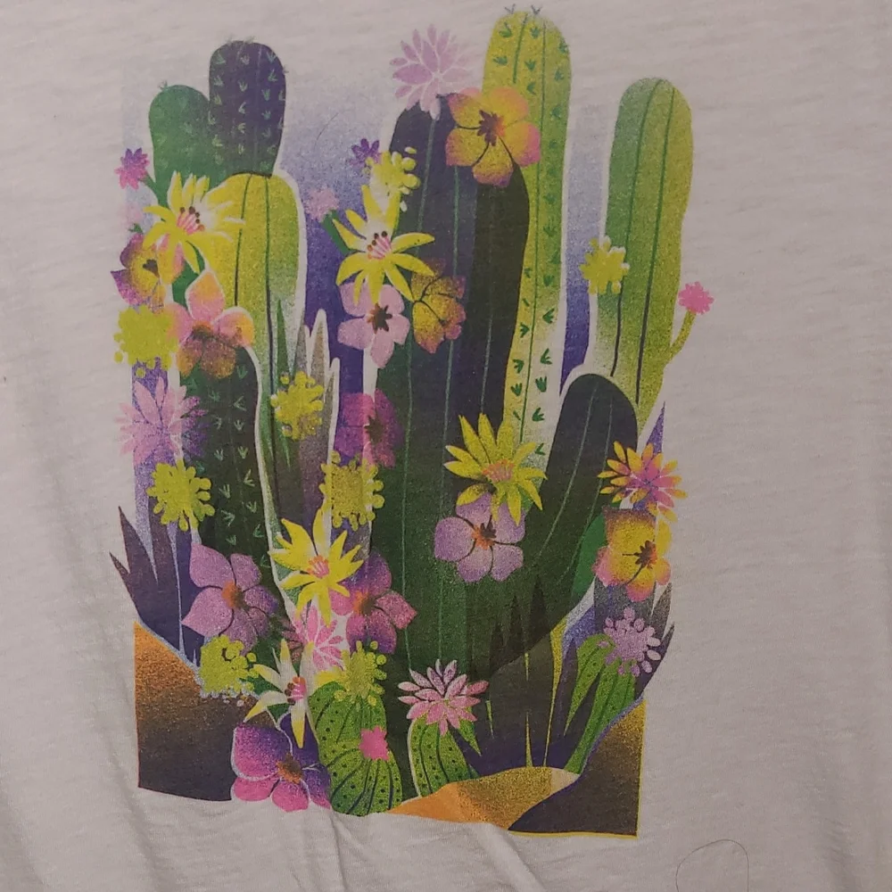 Tshirt - Picture 3 of 3